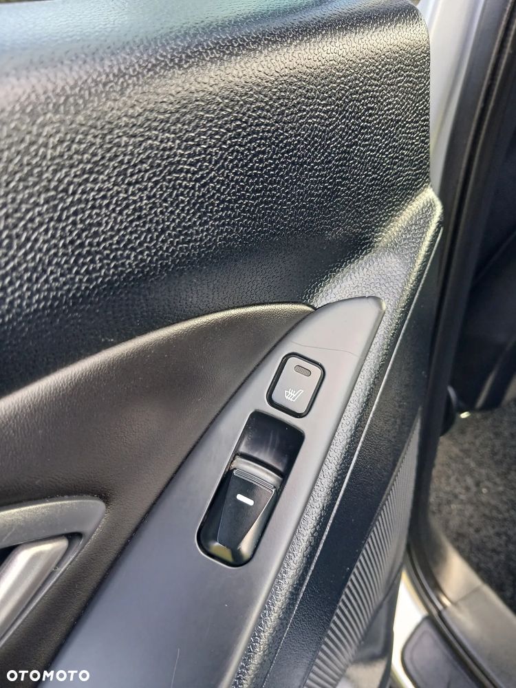 Hyundai ix35 - 16