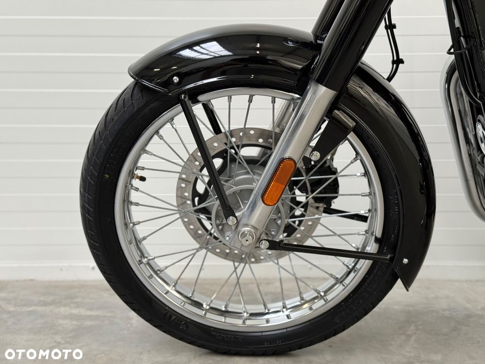 Royal Enfield Bullet - 24