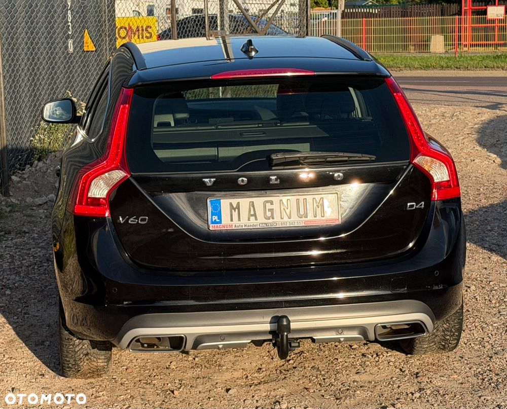 Volvo V60 D4 Drive-E Momentum - 27
