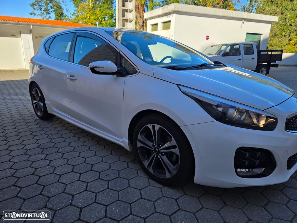 Kia Ceed 1.6 CRDi GT Line - 6