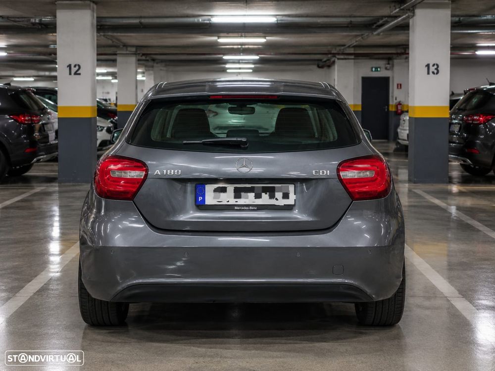 Mercedes-Benz A 180 d Urban - 4