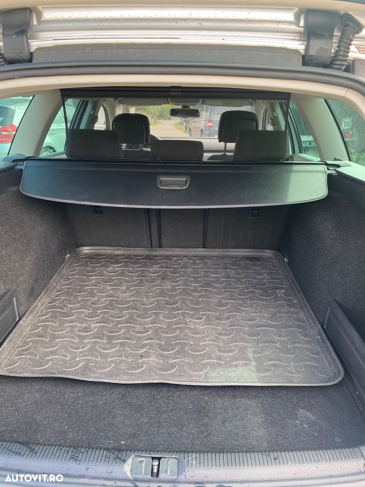 VOLKSWAGEN Passat 2011 — imagine 16