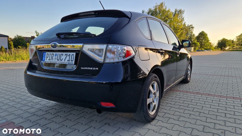 Subaru Impreza 2.0R Active - 3