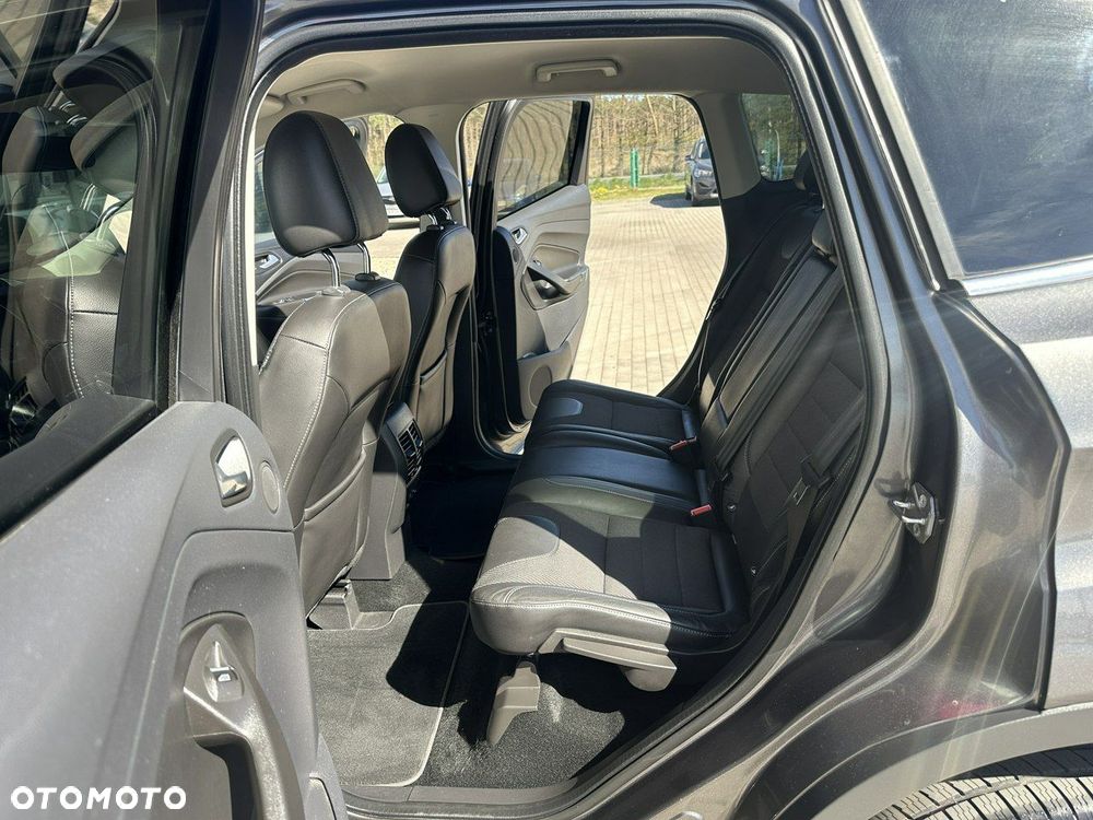 Ford Kuga 2.0 TDCi AWD Titanium - 12