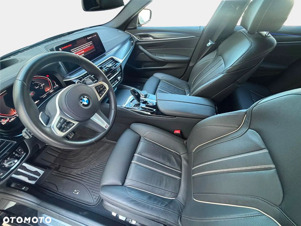 BMW Seria 5 520d xDrive MHEV M Sport sport - 14