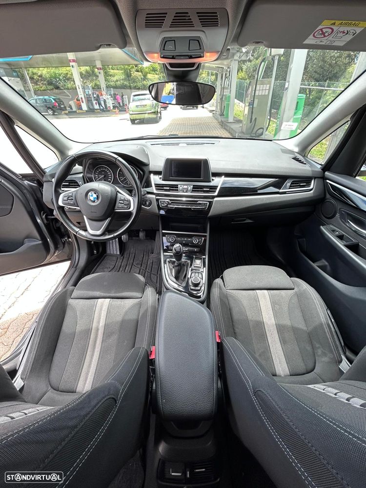 BMW 216 Active Tourer - 11