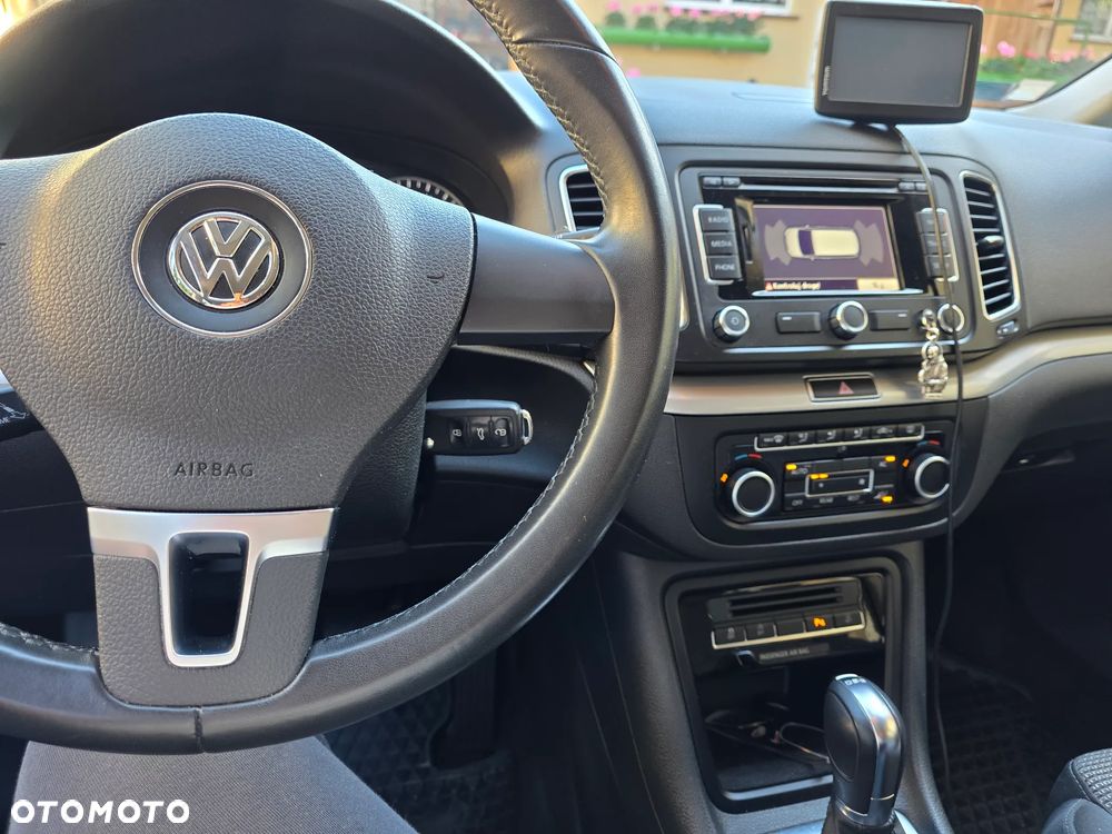 Volkswagen Sharan 2.0 TDI Comfortline DSG - 10