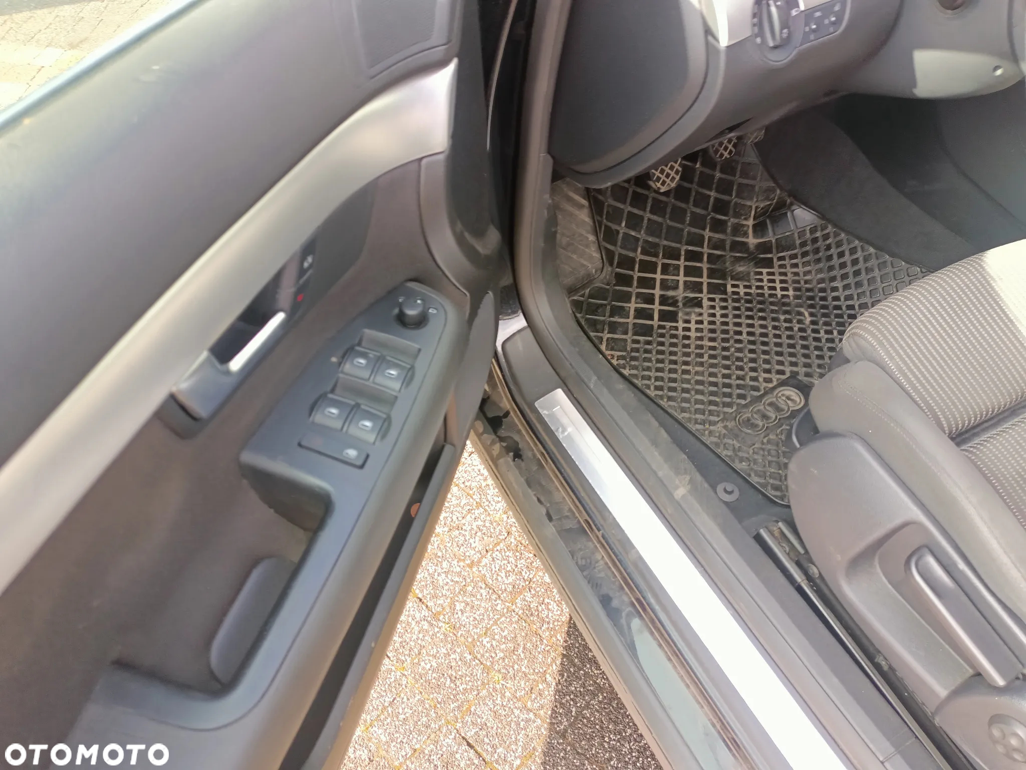 Audi A4 2.0 T FSI quattro - 3