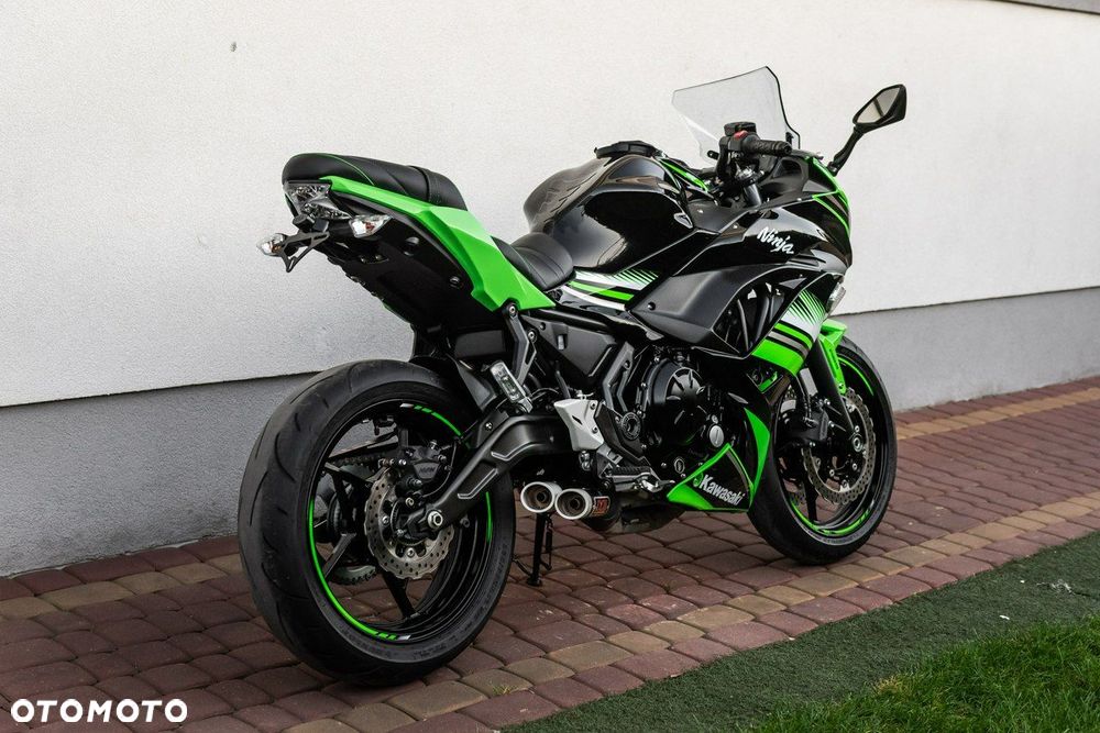 Kawasaki Ninja - 4