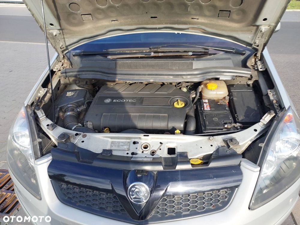 Opel Zafira - 7