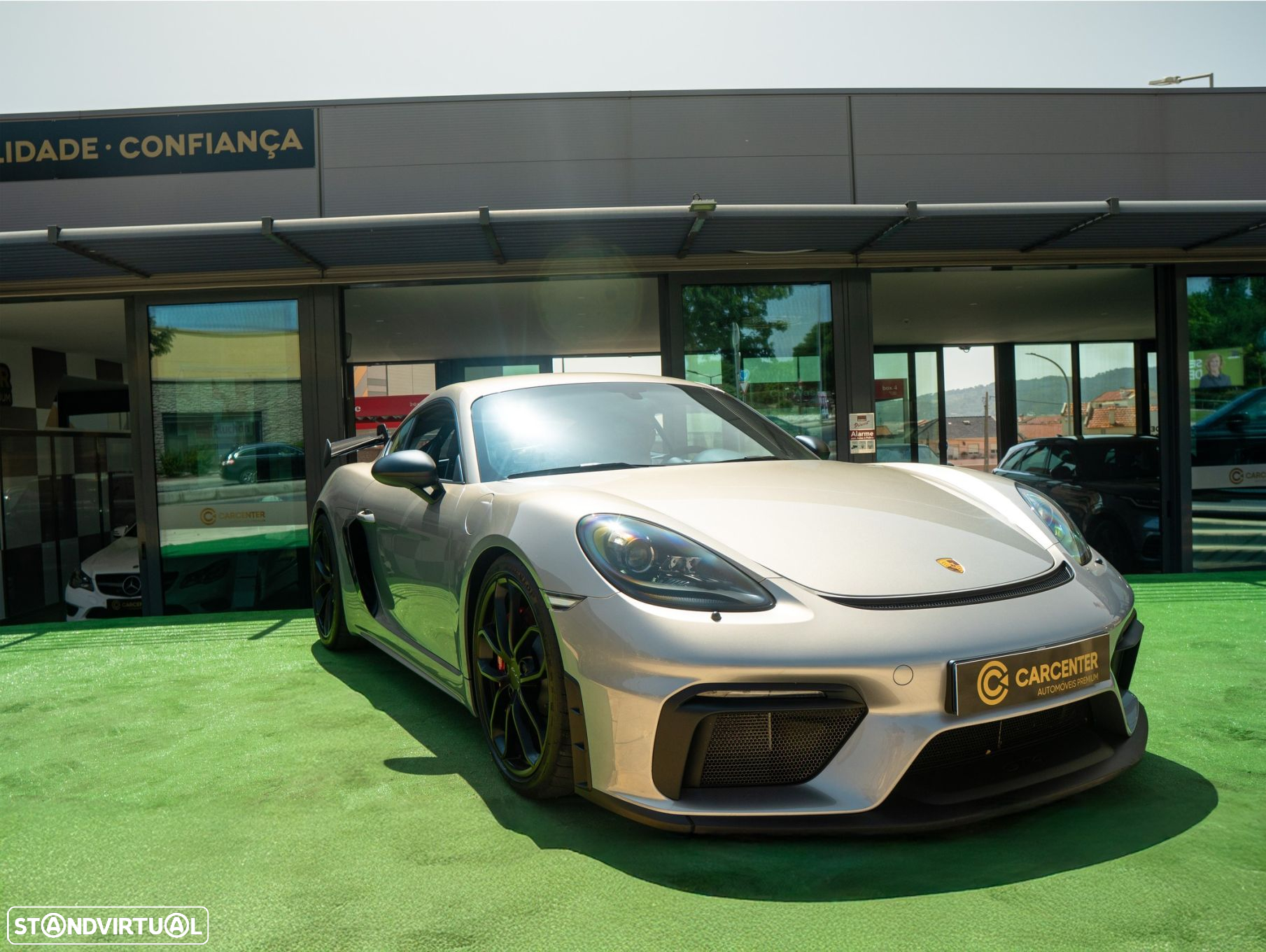 Porsche 718 Cayman GT4 PDK - 8