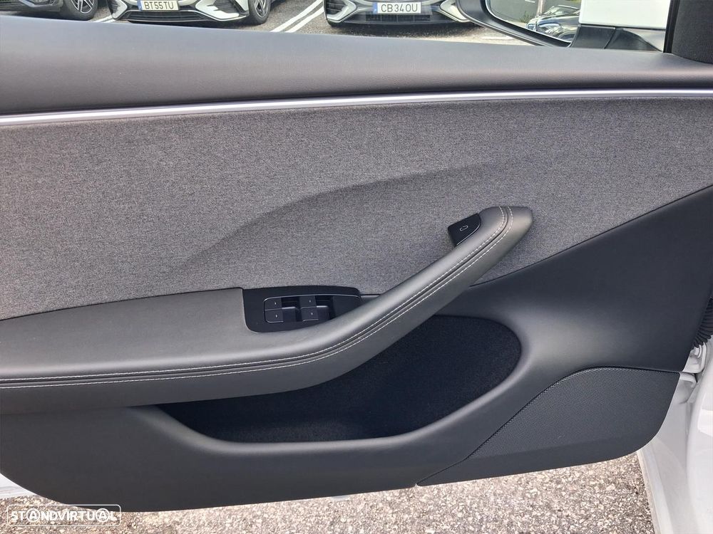 Tesla Model 3 Tração Traseira Standard - 8