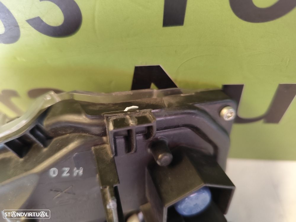 LEXUS UX FAROL LED NEVOEIRO DIREITO - FN043 - 6