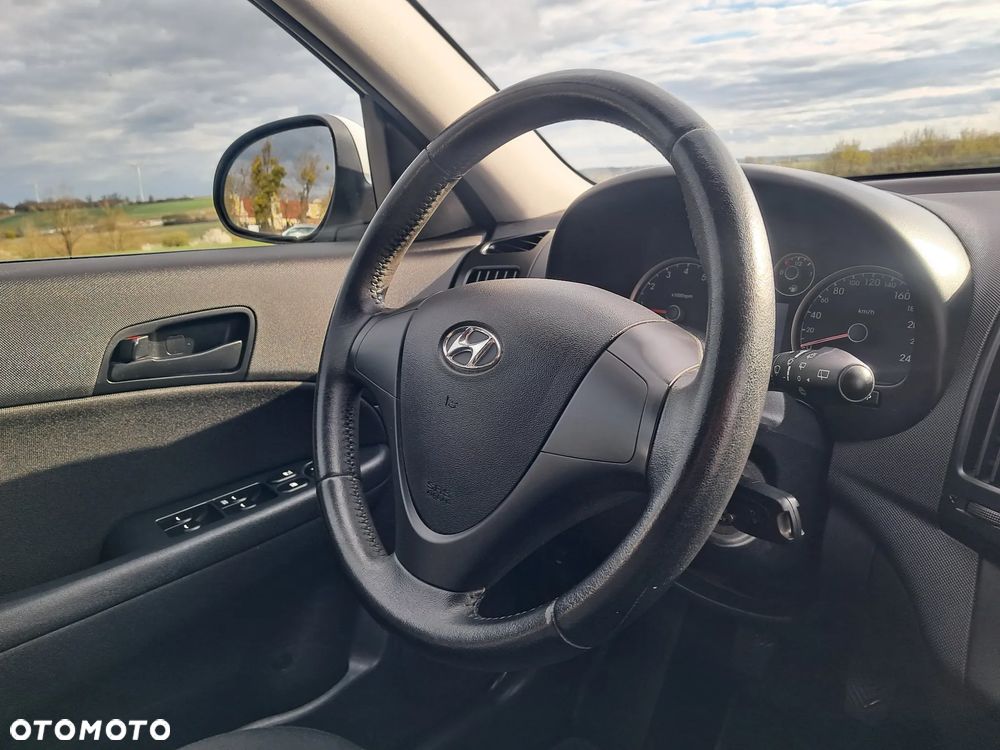 Hyundai i30 1.4 Blue Classic - 16