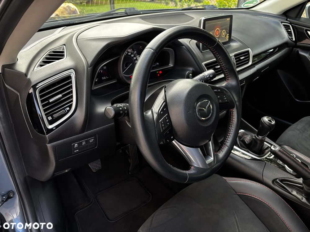 Mazda 3 SKYACTIV-G 120 NAKAMA - 31