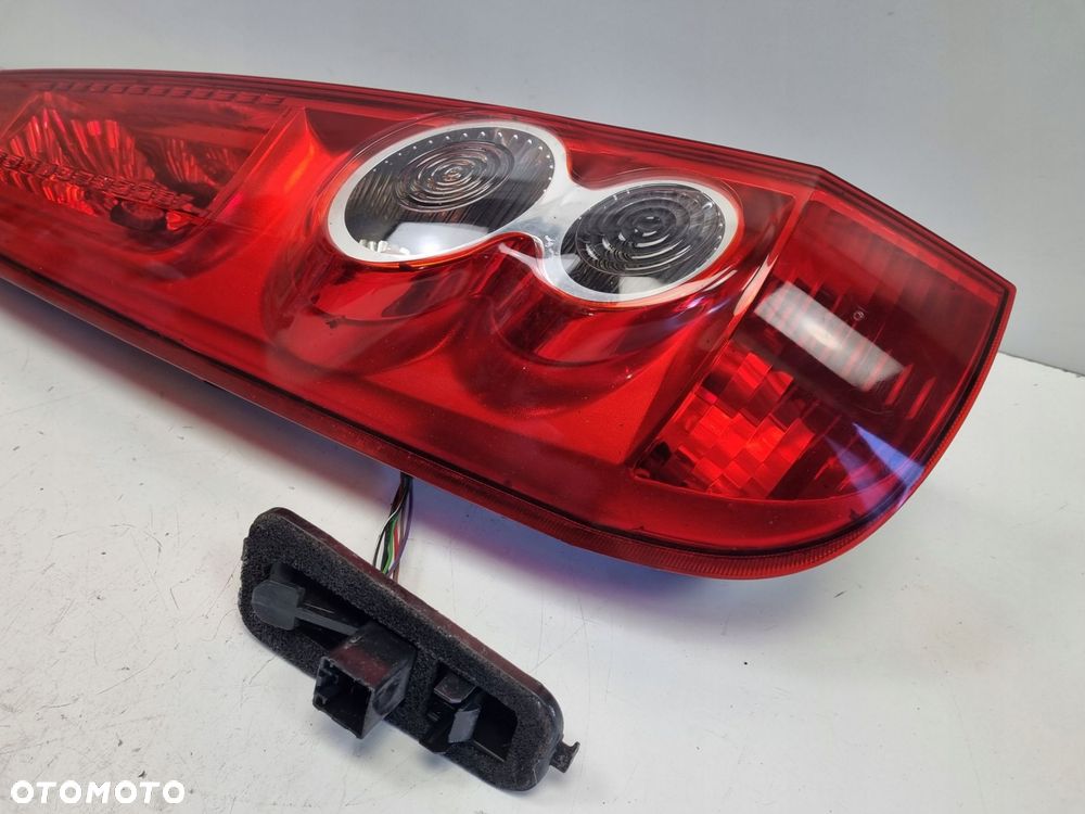 Ford Fiesta Mk5 Mk6 lift 05-08r 5 drzwi TYLNA LAMPA LEWA lewy tył kierowcy - 2