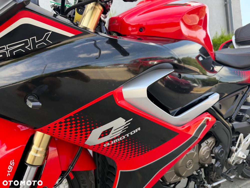 QJMOTOR SRK 125R - 35