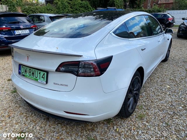 Tesla Model 3 Performance AWD - 4