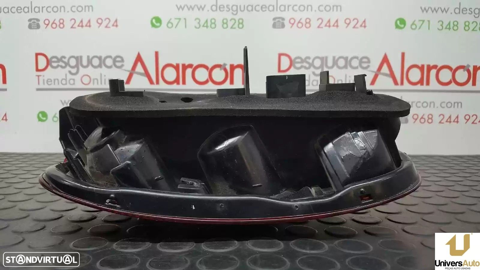 FAROLIM TRASEIRO DIREITO NISSAN MICRA III 2006 -89071124 - 4