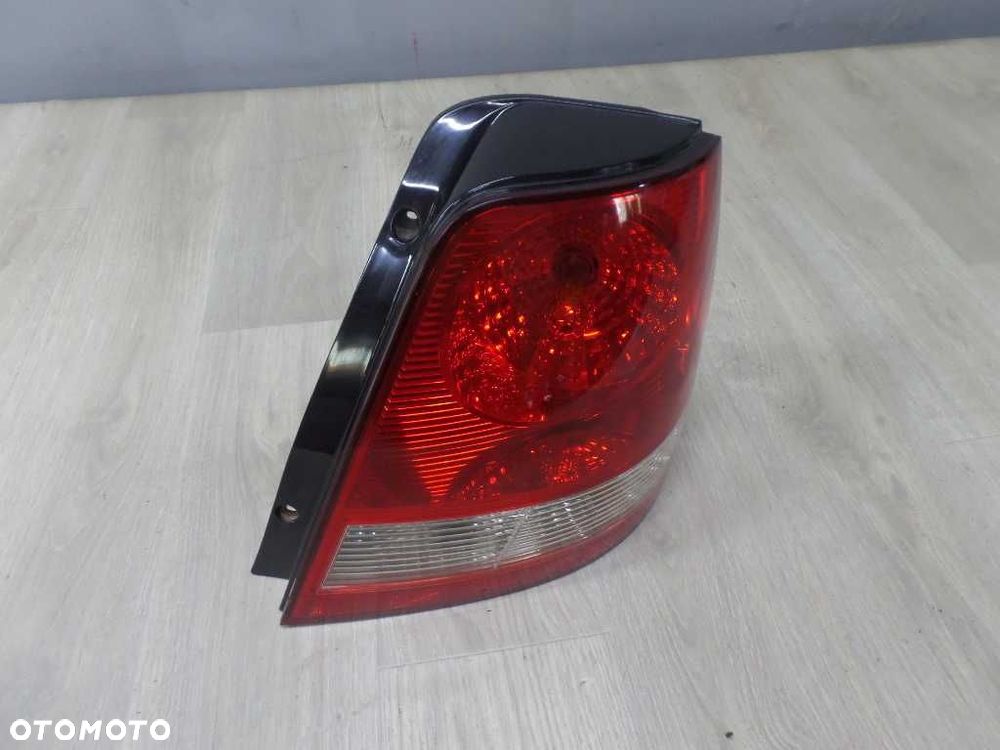 KIA SORENTO 02-09 LAMPA TYL PRAWA - 3