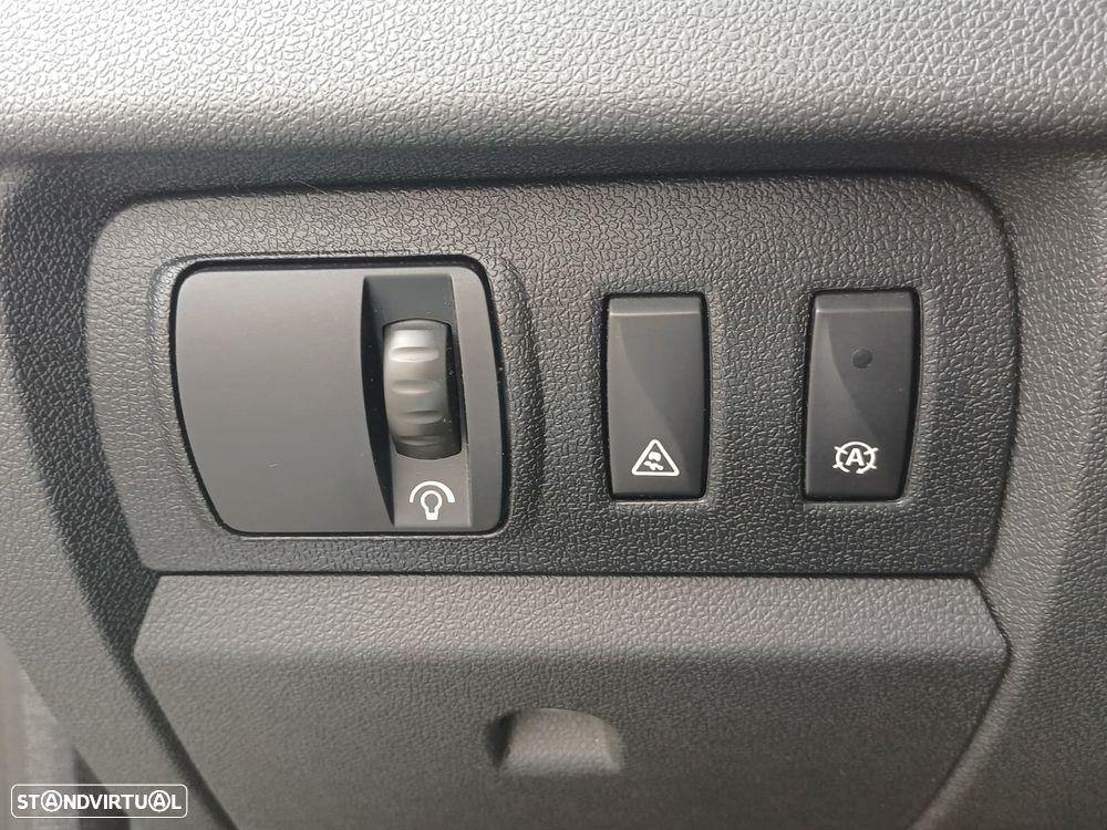 Renault Mégane Sport Tourer ENERGY dCi 130 Start & Stopp Bose Edition - 23