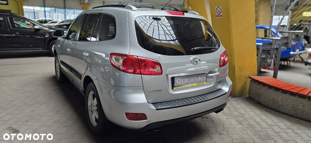 Hyundai Grand Santa Fe - 7