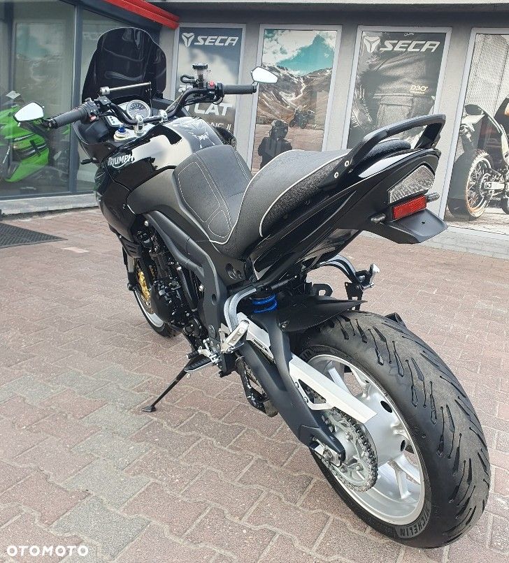 Triumph Tiger - 4