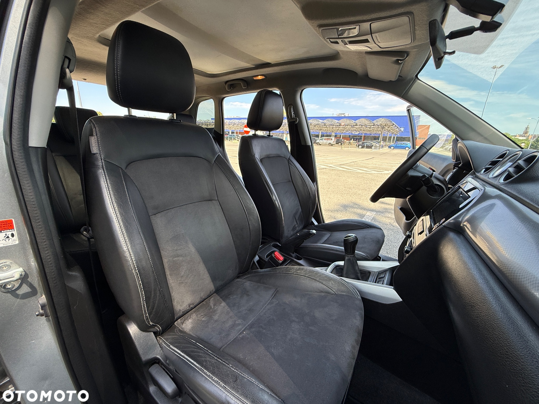 Suzuki Vitara 1.6 Premium 4WD - 35