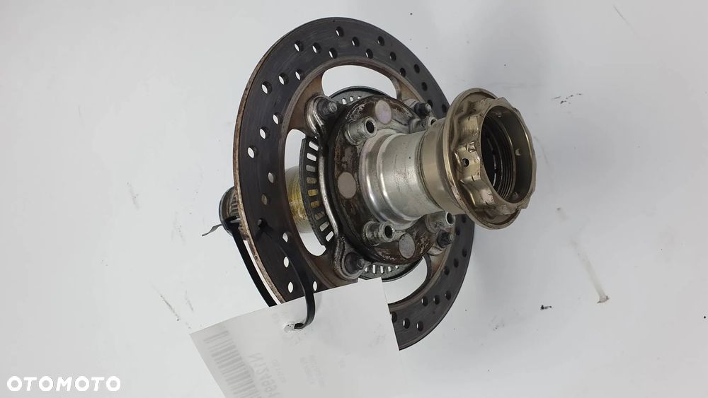 Oś tylna Mv Agusta Brutale 1090 2014 1078.00 TDI 106 kw - 1