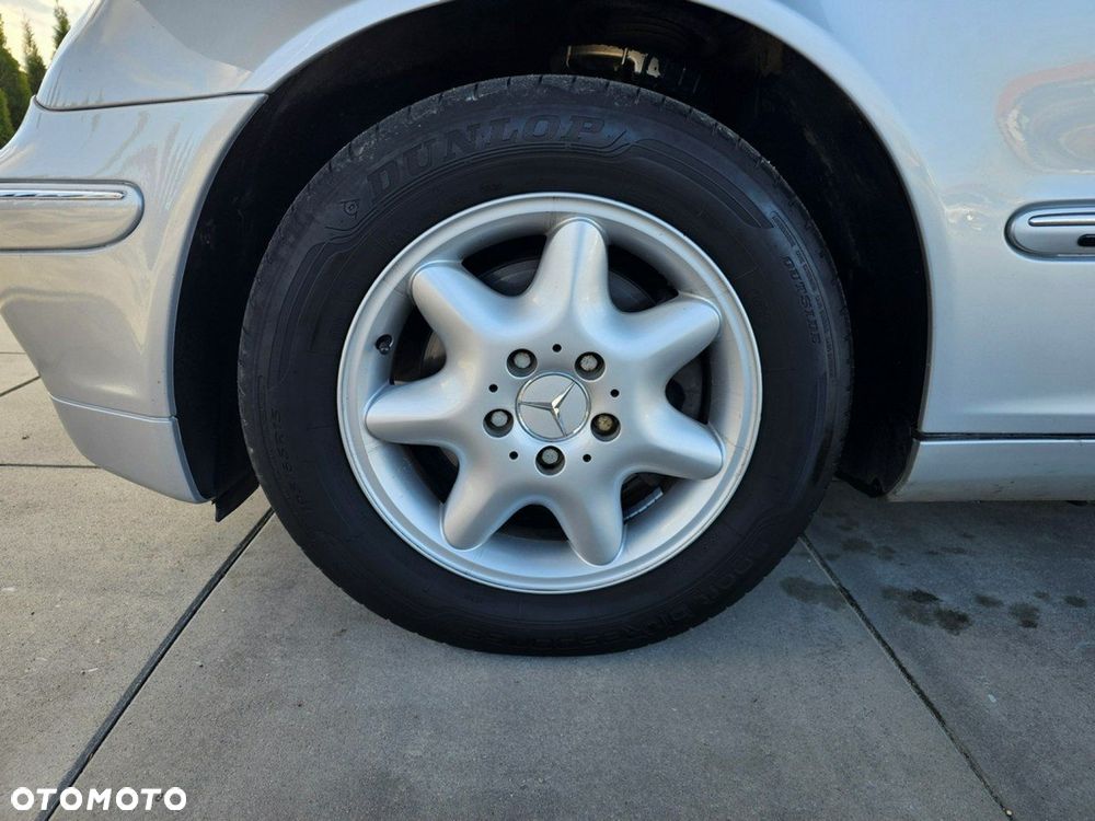 Mercedes-Benz Klasa C 180 Kompressor Elegance - 11