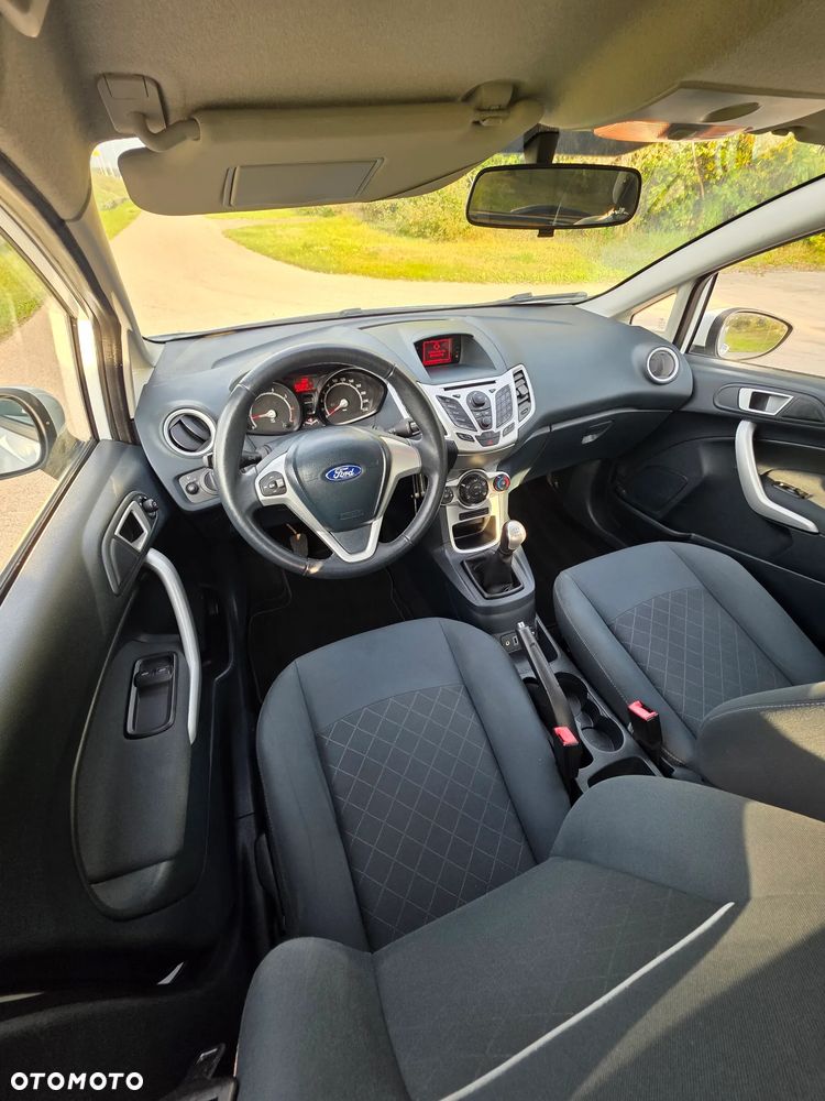 Ford Fiesta - 14