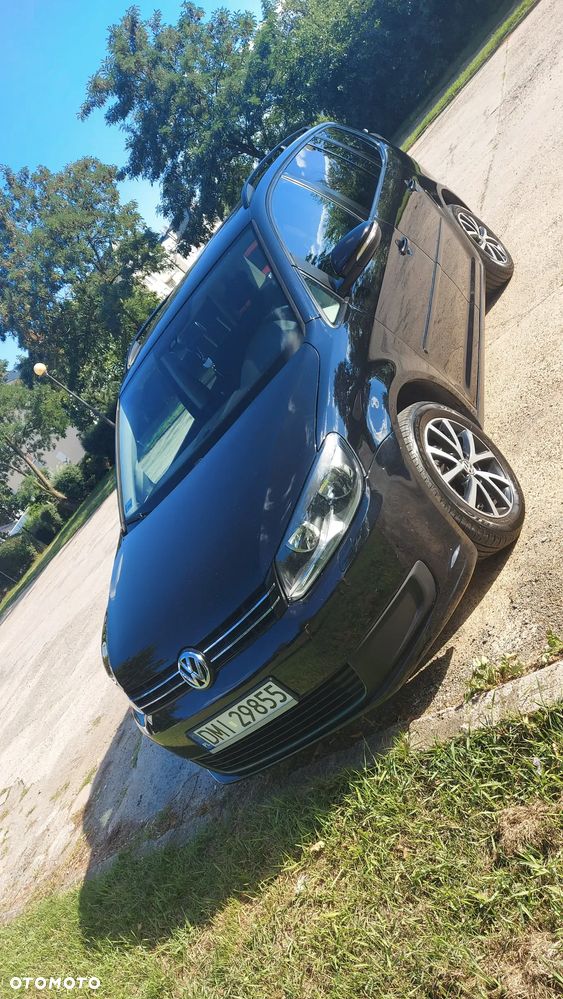 Volkswagen Touran 1.6 TDI DPF BlueMot Comfortline - 1