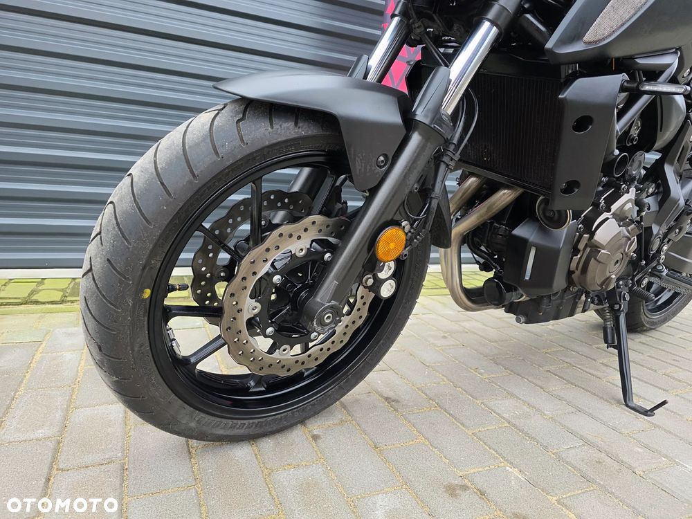 Yamaha MT - 13
