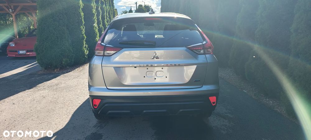 Mitsubishi Eclipse Cross 1.5 T GPF Intense Pro CVT 4WD - 3