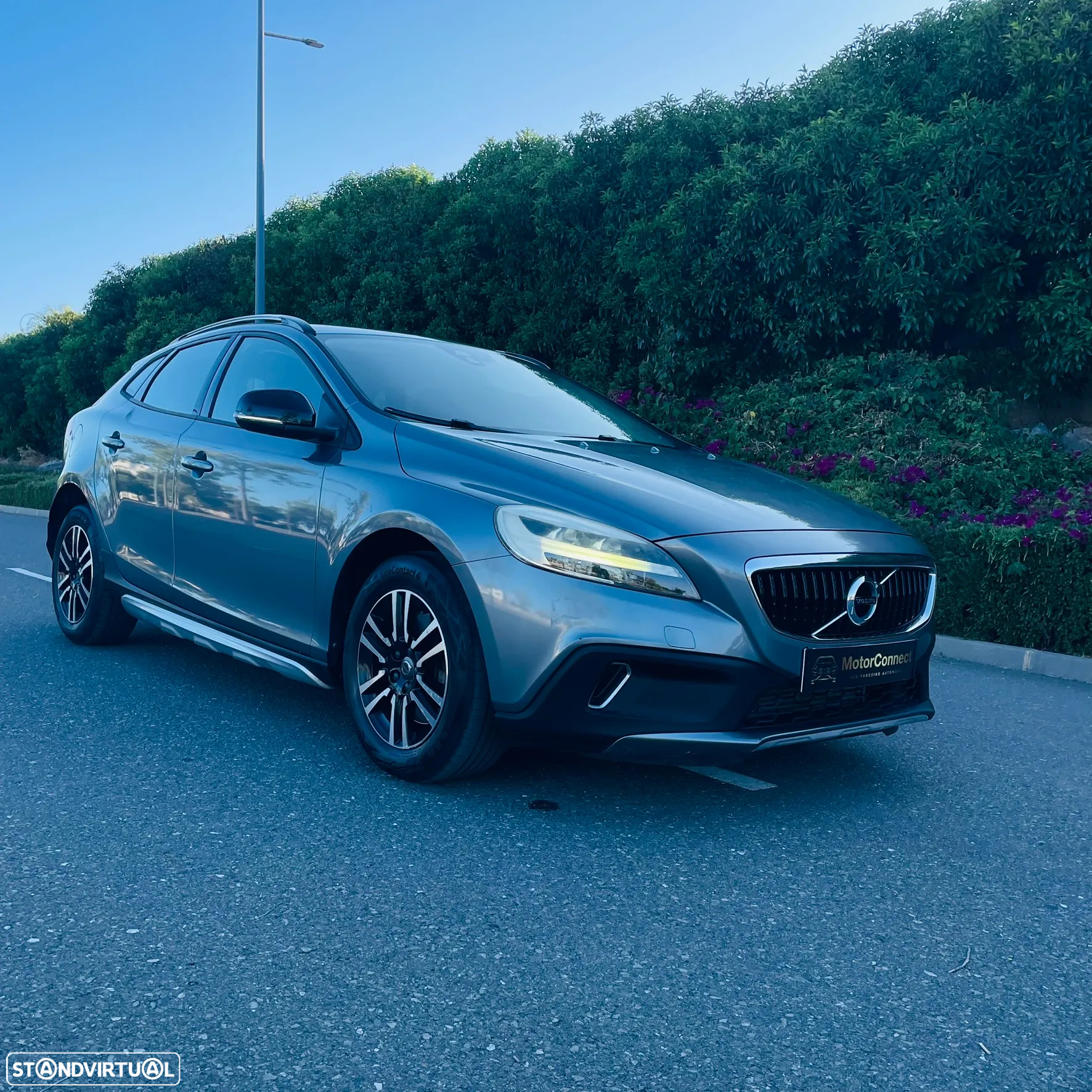 Volvo V40 Cross Country 2.0 D2 Pro - 8