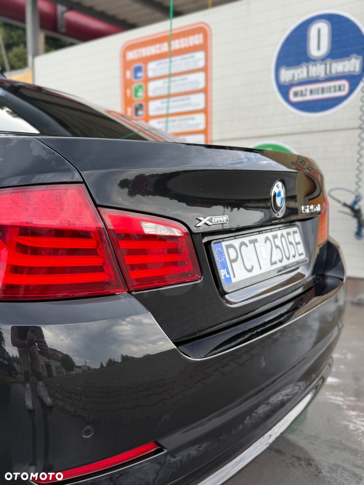 BMW Seria 5 525d xDrive - 6