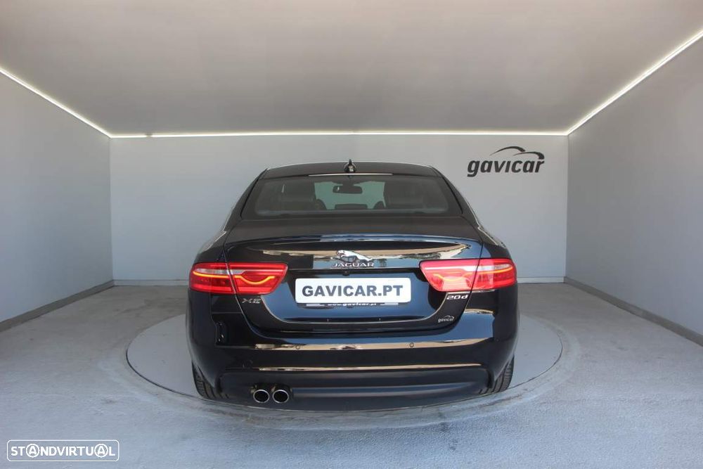 Jaguar XE 2.0 D R-Sport Aut. - 17