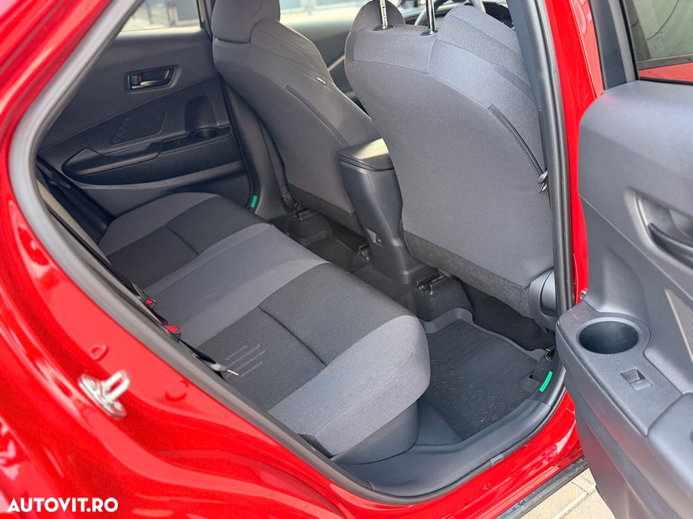 Toyota C-HR 1.2 Turbo 4x2 CVT C-lassy LED - 16