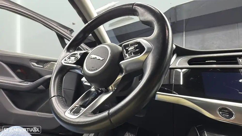 Jaguar I-Pace - 10