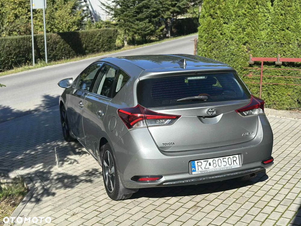Toyota Auris 1.6 Comfort - 3