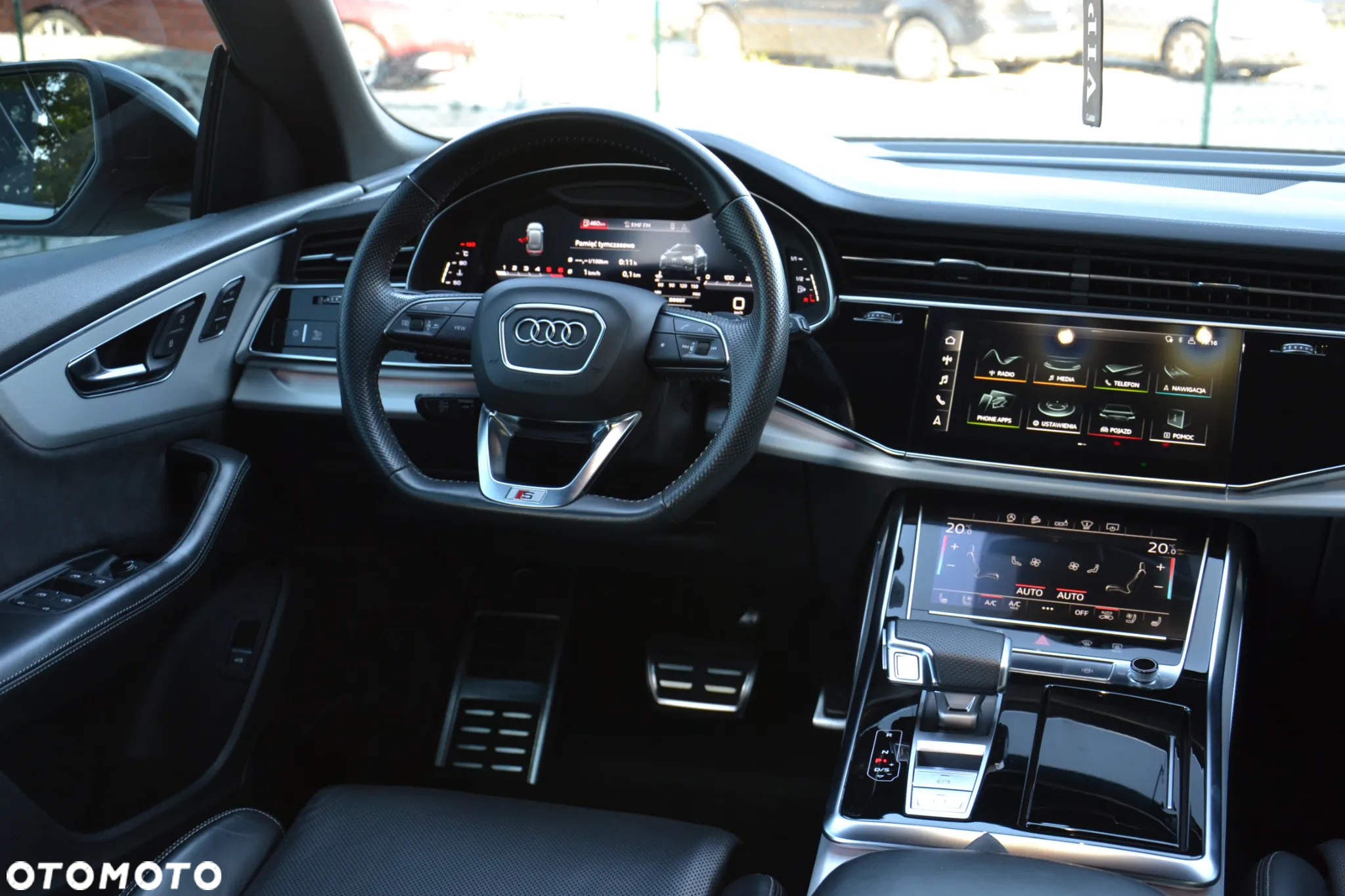 Audi SQ8 - 22