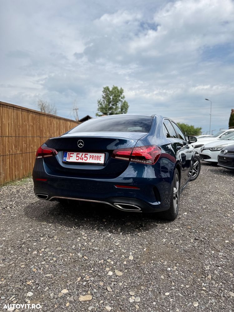 Mercedes-Benz A 180 Sedan 7G-DCT - 7