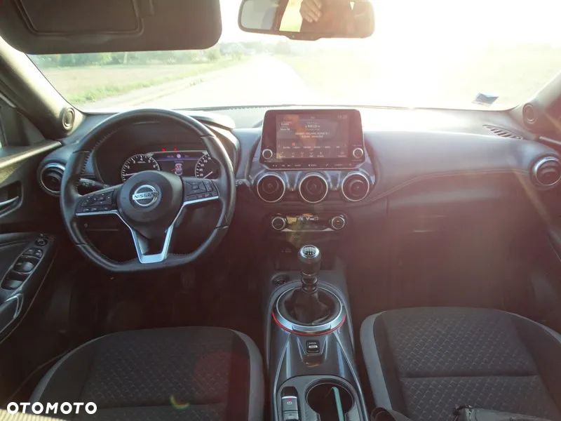 Nissan Juke 1.0 DIG-T N-Connecta - 17