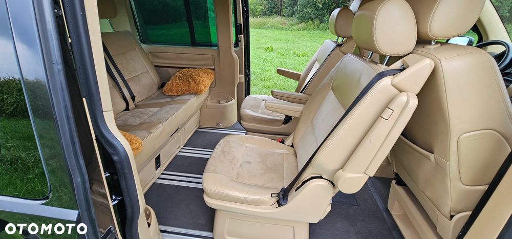 Volkswagen Multivan - 35