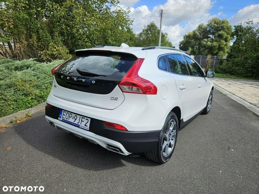 Volvo V40 D2 Drive-E Ocean Race - 4