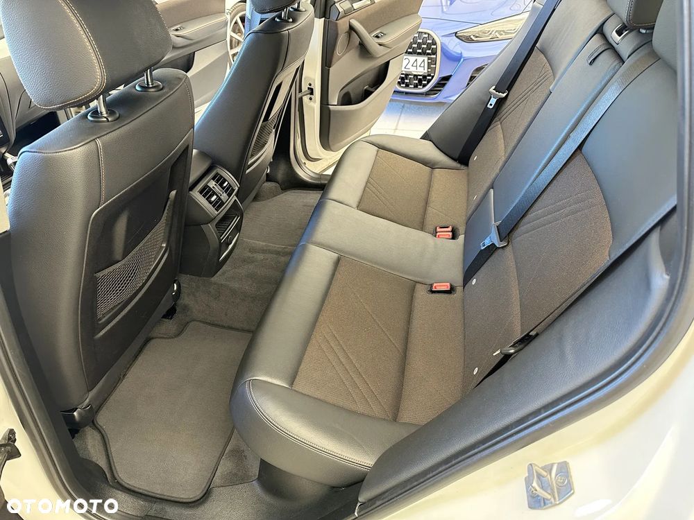 BMW X3 xDrive20d xLine - 8