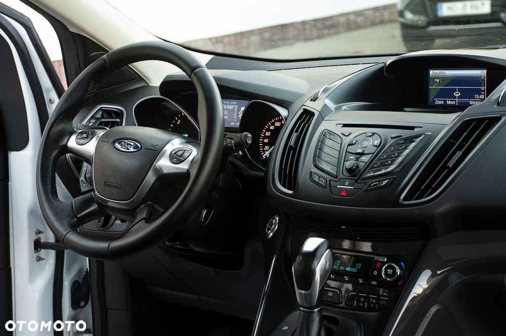 Ford Kuga 2.0 TDCi 4x4 Titanium - 23