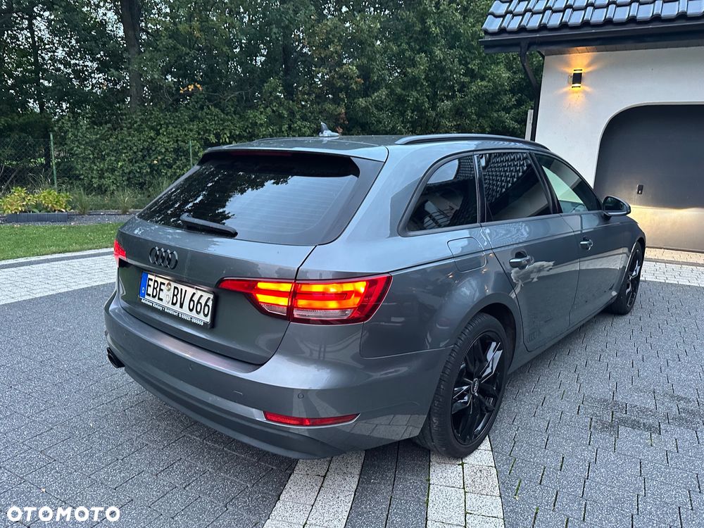 Audi A4 Avant - 30