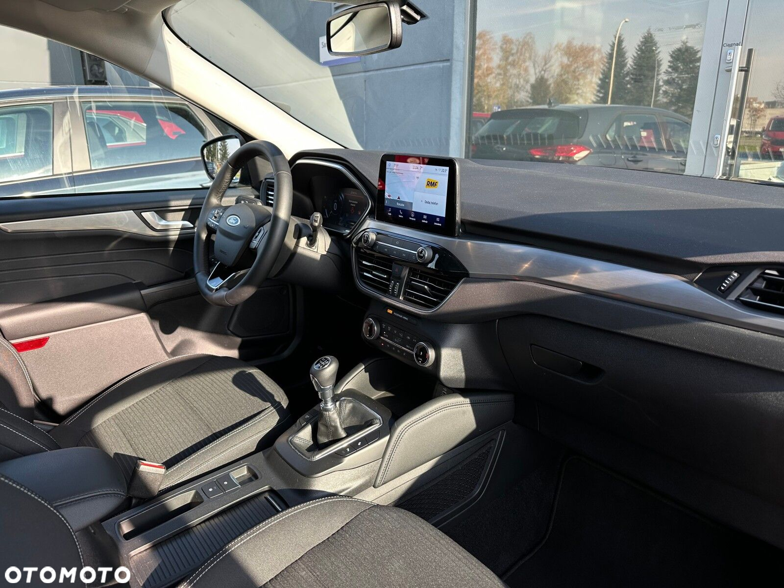 Ford Kuga 1.5 EcoBoost FWD Titanium - 13