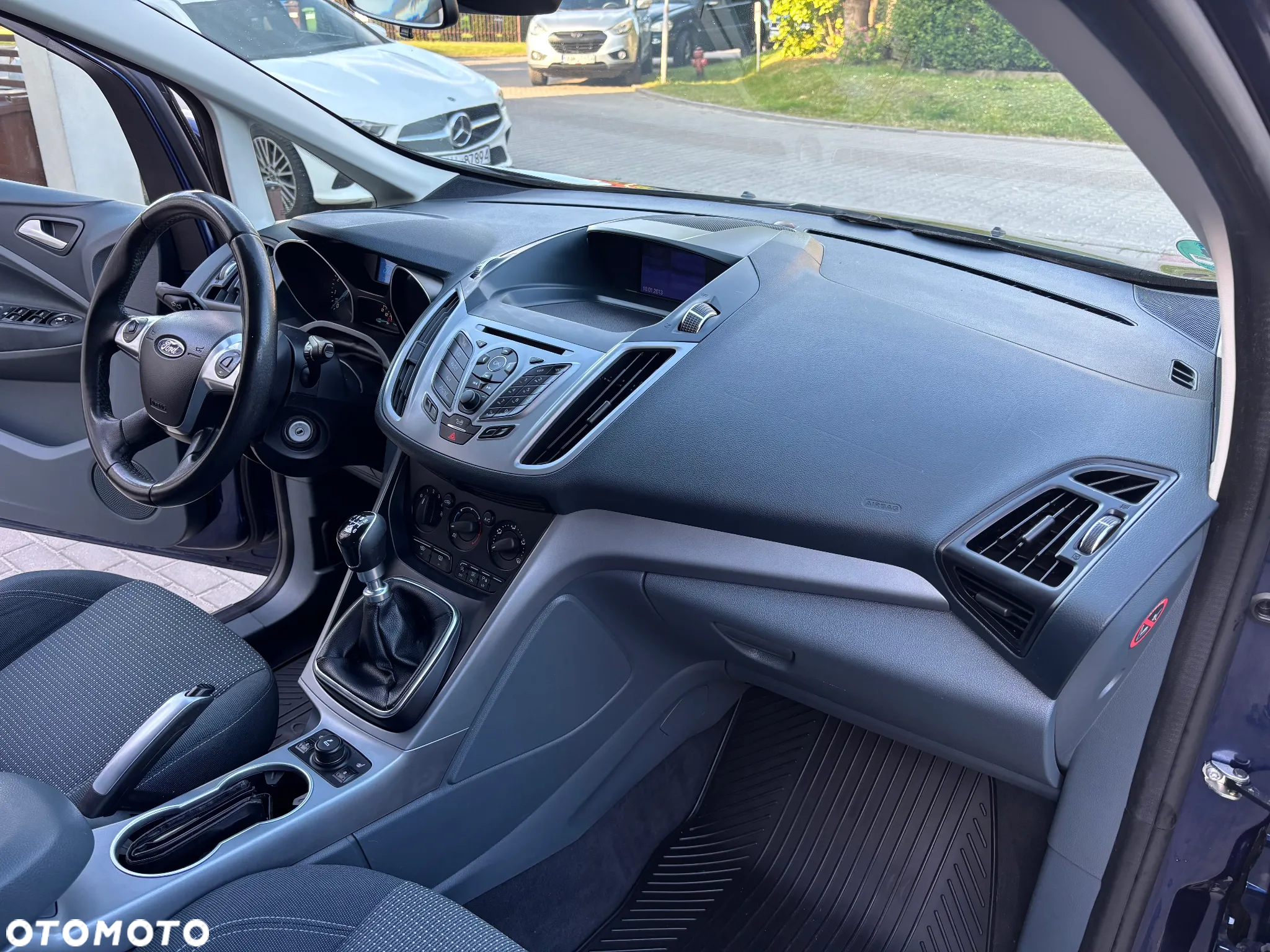 Ford C-MAX 1.6 EcoBoost Titanium - 23